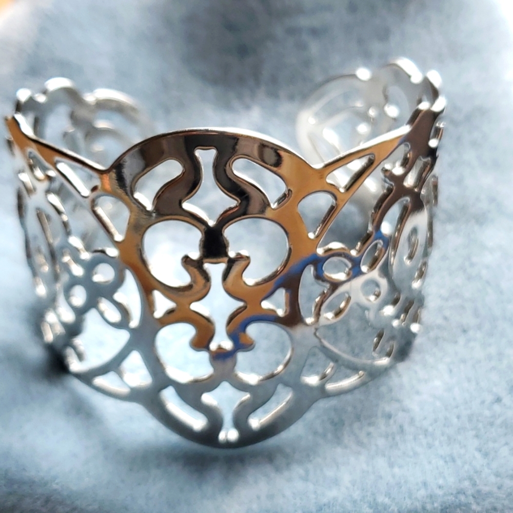Silver bracelet
